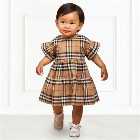 baby burberry glasgow|Designer Newborn Clothes .